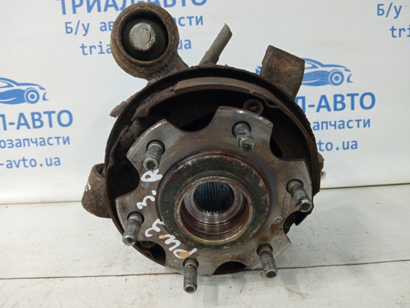 Цапфа задняя правая со ступицей Mitsubishi Pajero Wagon 1999-2006 3 3.2 Дизель 4M41 MR992532 Б/У