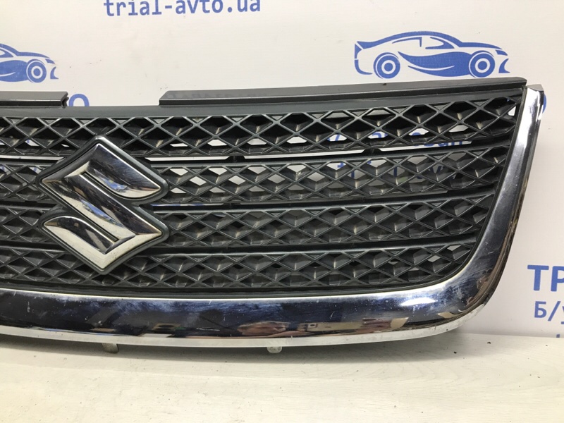Решетка радиатора Suzuki Grand Vitara JT 2.4 бензин J24B