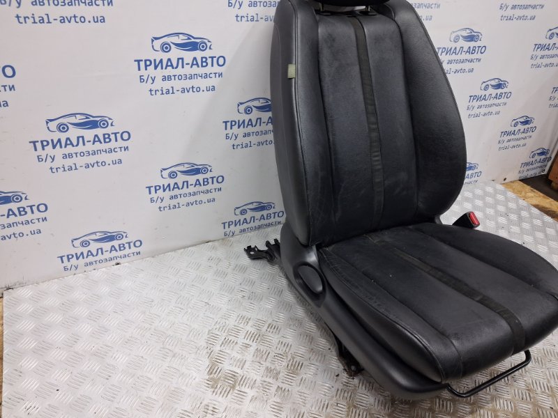 Сиденье переднее правое CX 7 2007-2012 ER 2.3 бензин 	L3VDT
