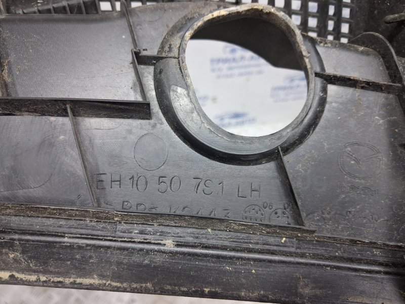 Дефлектор дворников левый CX 7 2007-2012 ER 2.3 бензин 	L3VDT