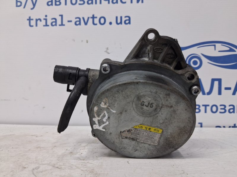 Насос вакуумный Sportage 2010-2016 SL 1.7 diesel D4FD