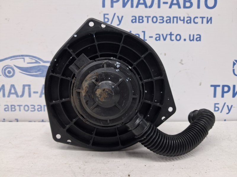 Моторчик печки Kyron 2005-2016 DJ 2.7 D27DT