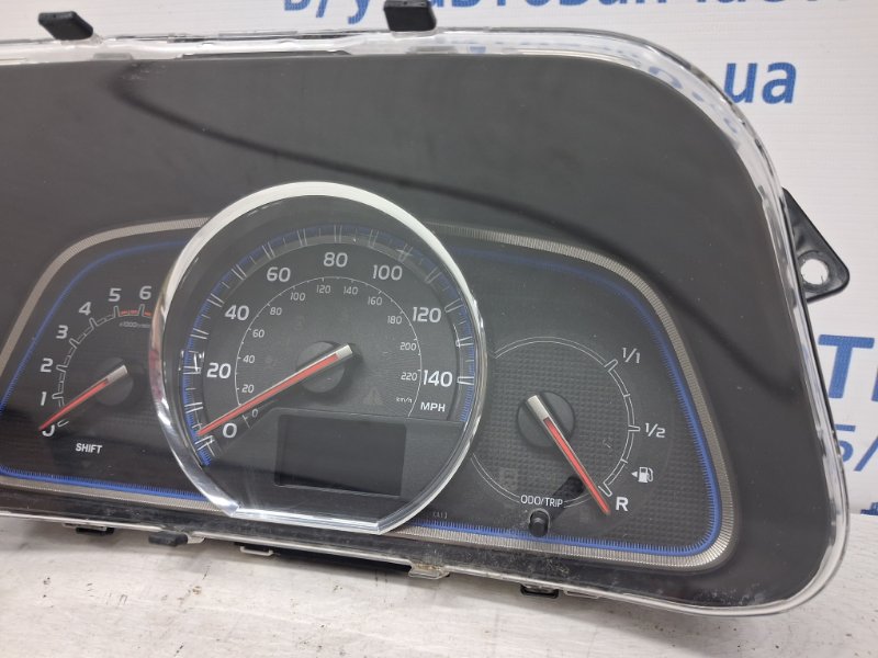 Приборная панель Toyota RAV 4 A40 2.2 diesel 2ADFTV