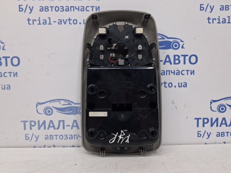 Плафон передний Kyron 2005-2016 DJ 2.7 D27DT