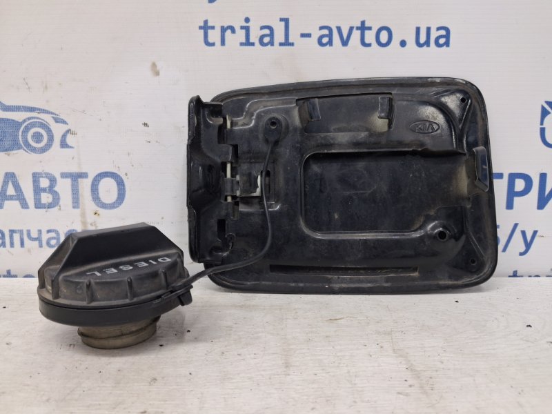 Лючок бака Sorento 2002-2009 BL 2.5 diesel D4CB