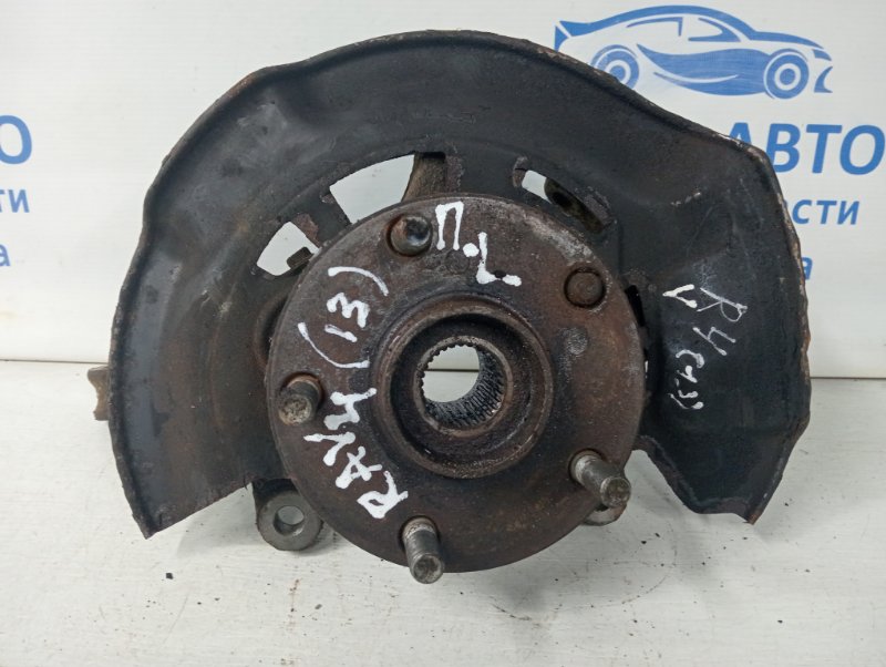Кулак поворотный левый со ступицей Toyota RAV 4 2012-2018 A40 2.2 diesel 2ADFTV 4321242081 Б/У