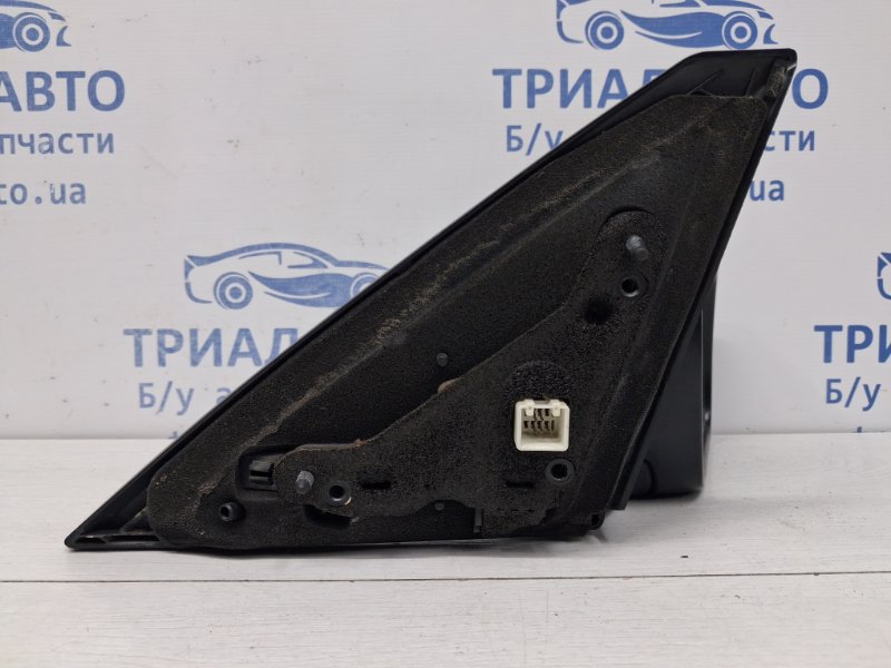 Зеркало правое 3 2003-2009 BK 1.6 бензин Z6