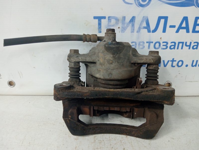 Суппорт задний правый Subaru Outback BR 2.5 бензин Ej253