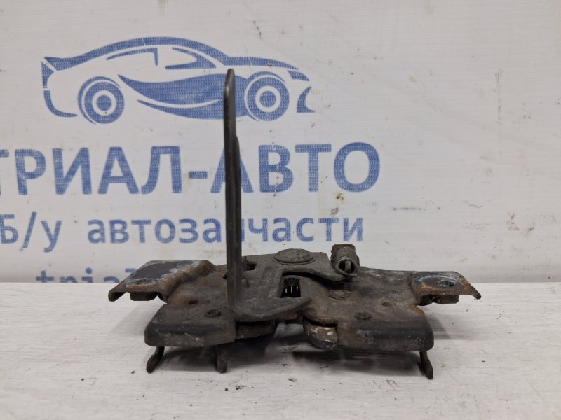 Замок капота Mazda 3 BK 1.6 бензин Z6