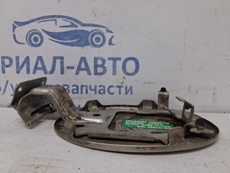 Лючок бака Mazda 3 BK 1.6 бензин Z6