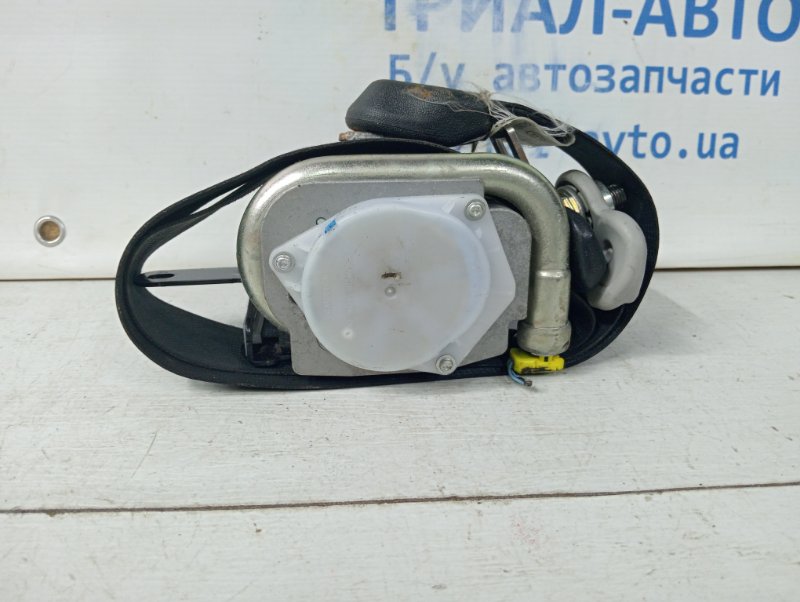 Ремень безопасности передний левый Mazda CX 7 2007-2012 ER 2.3 бензин 	L3VDT EGY157L90A02 Б/У