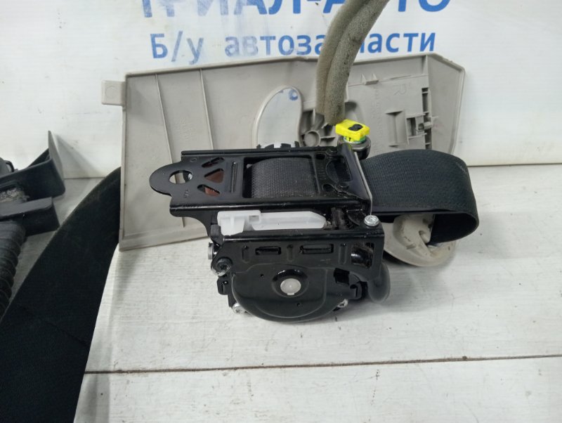 Ремень безопасности передний правый Infiniti Q50 2013- V37 2.2 diesel OM651 868844GR0A Б/У