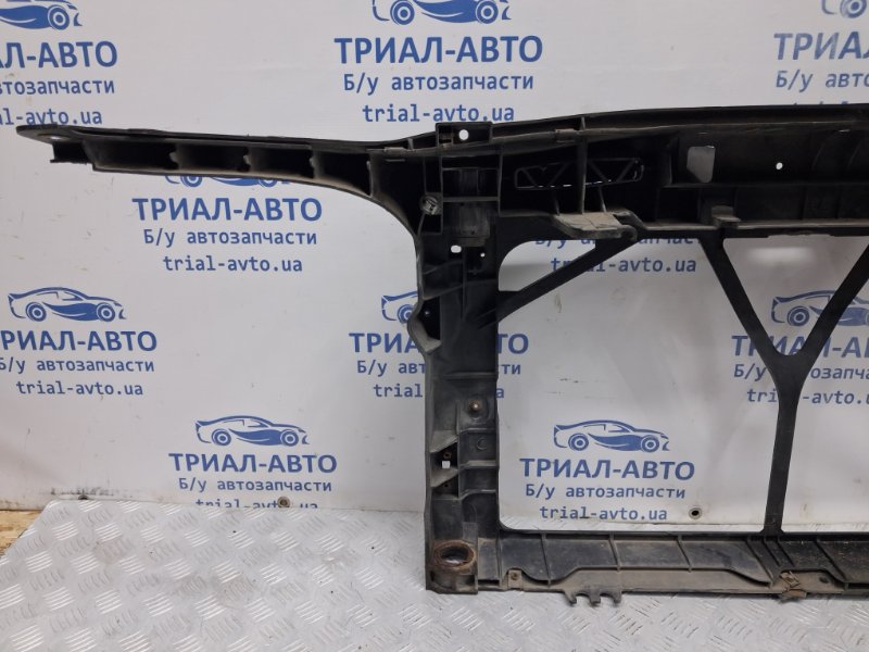 Панель передняя 3 2003-2009 BK 1.6 бензин Z6