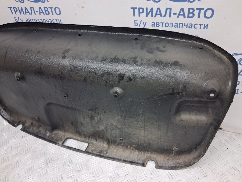 Обшивка крышки багажника 3 2003-2009 BK 1.6 бензин Z6
