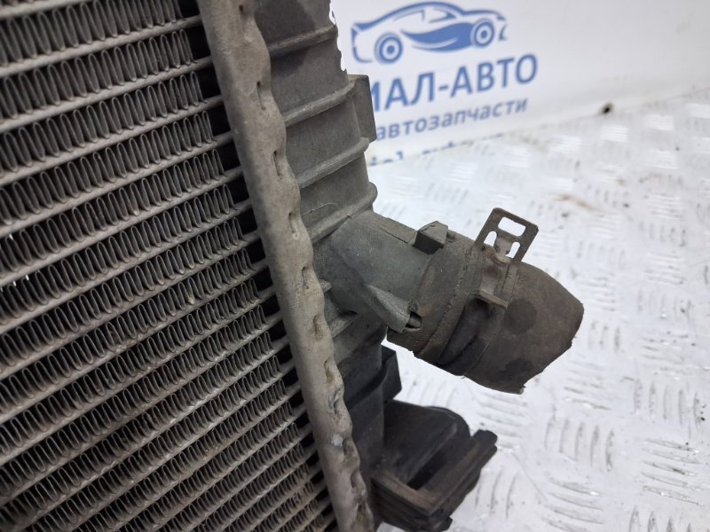 Радиатор основной 3 2003-2009 BK 1.6 бензин Z6