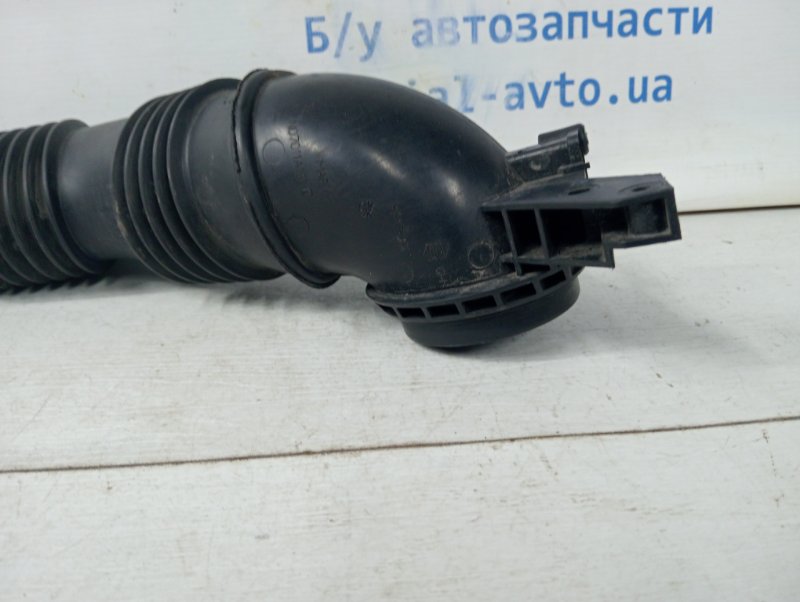 Патрубок воздушного фильтра Kuga 2011-2019 CBS 2.0 diesel