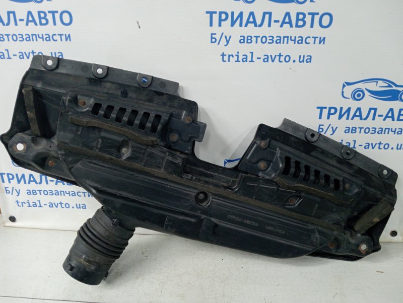 Воздухозаборник Q50 2013- V37 2.2 diesel OM651