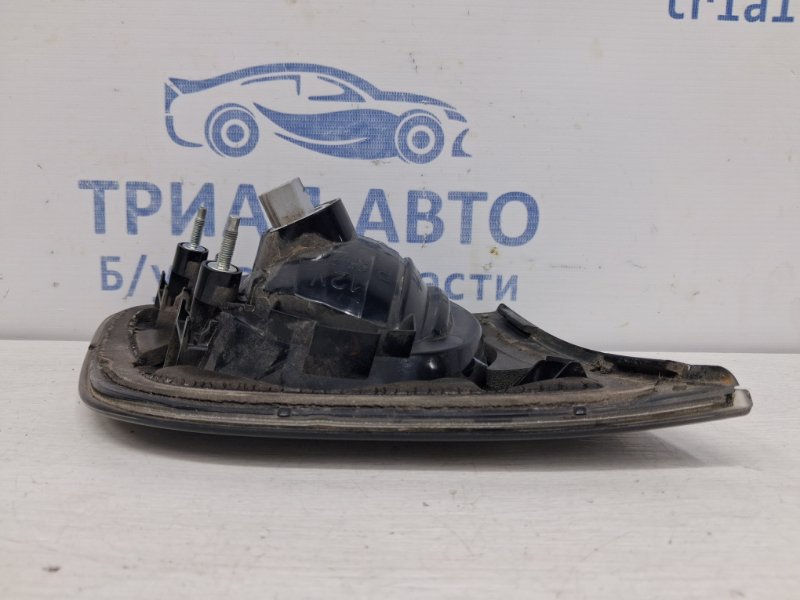 Фонарь задний внутренний правый 3 2003-2009 BK 1.6 бензин Z6