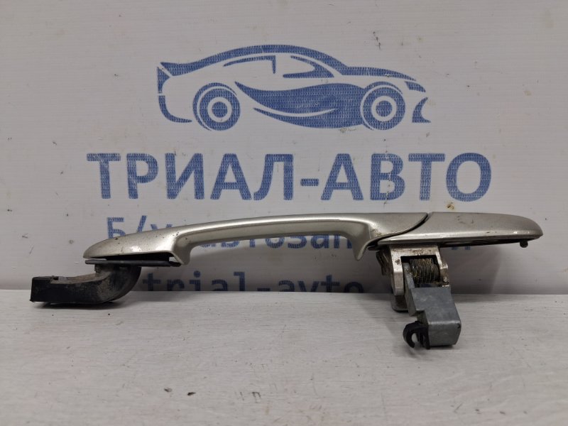 Ручка двери внешняя передняя правая 3 2003-2009 BK 1.6 бензин Z6