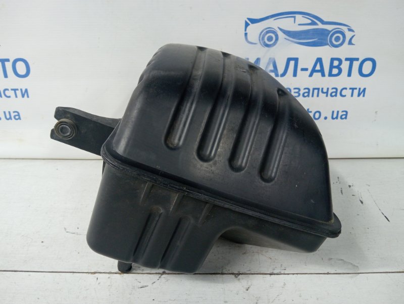 Резонатор воздушного фильтра Chevrolet Captiva 2006-2011 C100 2.4 бензин Z24SED 96829527 Б/У