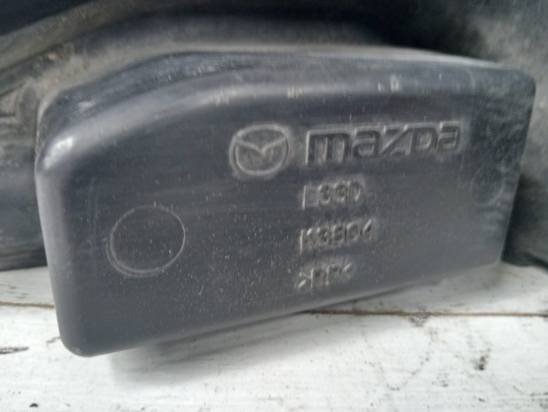 Воздухозаборник CX 7 2007-2012 ER 2.3 бензин 	L3VDT
