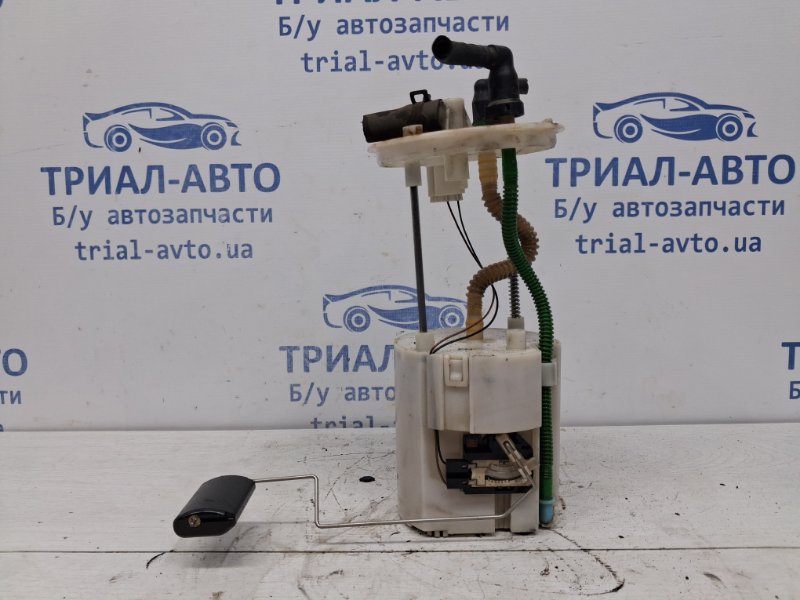 Модуль топливного насоса Kia Sportage 2010-2016 SL 1.7 diesel D4FD 311102Y200 Б/У