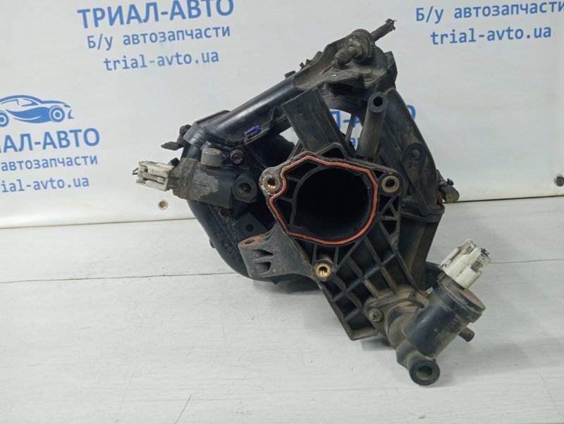 Коллектор впускной пластик 3 2003-2009 BK 1.6 бензин Z6