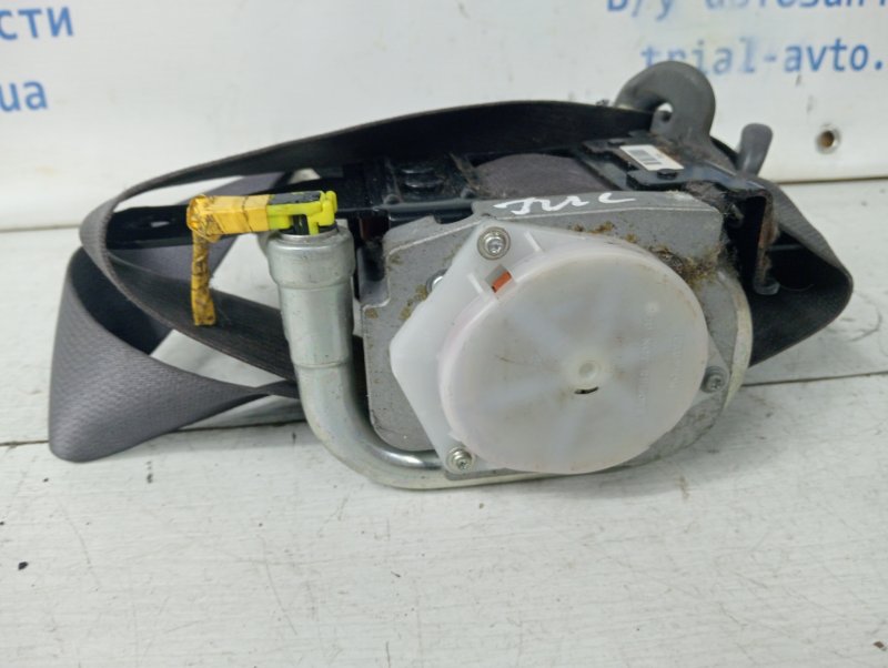 Ремень безопасности передний правый Hyundai Tucson JM 2.0 diesel D4EA