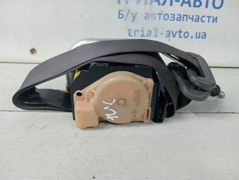 Ремень безопасности передний левый Hyundai Tucson 2004-2009 JM 2.0 diesel D4EA 888102E400 Б/У