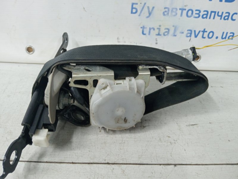 Ремень безопасности передний левый Toyota RAV 4 2012-2018 A40 2.2 diesel 2ADFTV 7322042310C0 Б/У