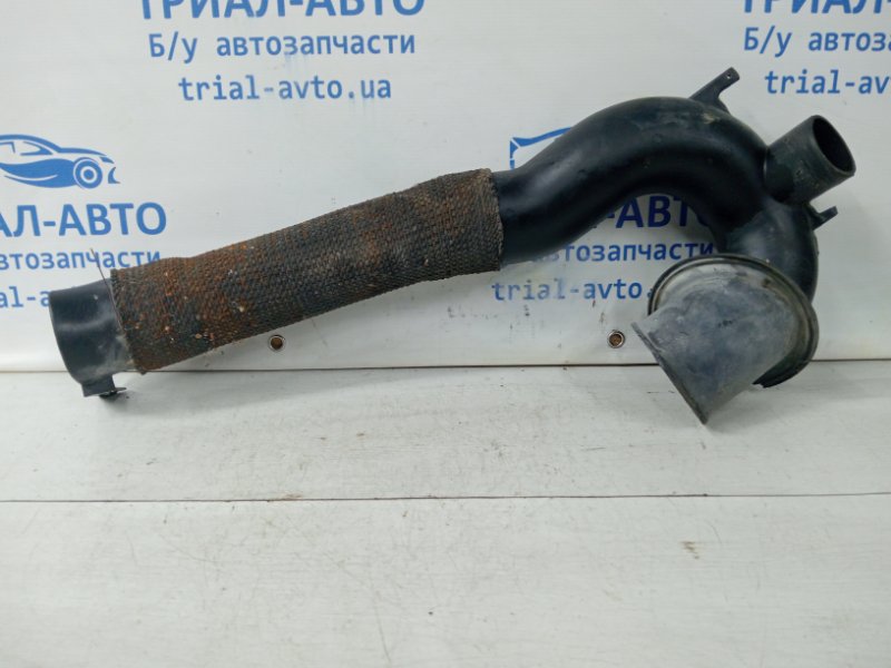 Патрубок воздушного резонатора Chevrolet Captiva C100 2.4 бензин Z24SED