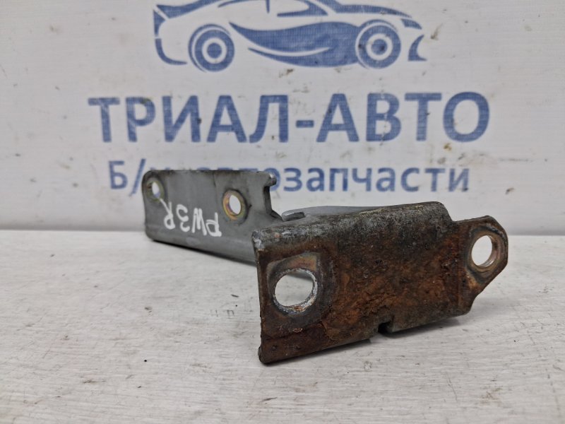 Петля капота правая Pajero Wagon 1999-2006 3 3.2 Дизель 4M41
