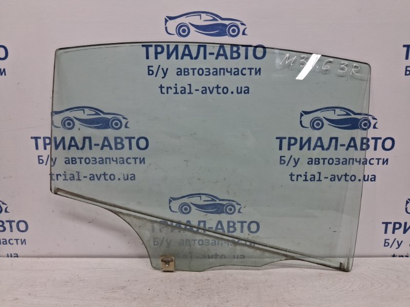 Стекло двери заднее правое Mazda 3 2003-2009 BK 1.6 бензин Z6 BP4K72511C Б/У