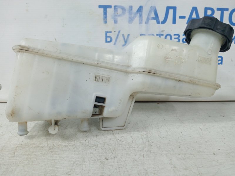 Бачок главного тормозного цилиндра Sportage 2010-2016 SL 1.7 diesel D4FD