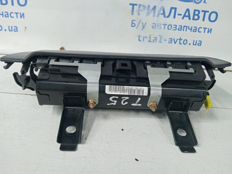 Подушка в колени Toyota Avensis T25 1.8 бензин 1ZZFE