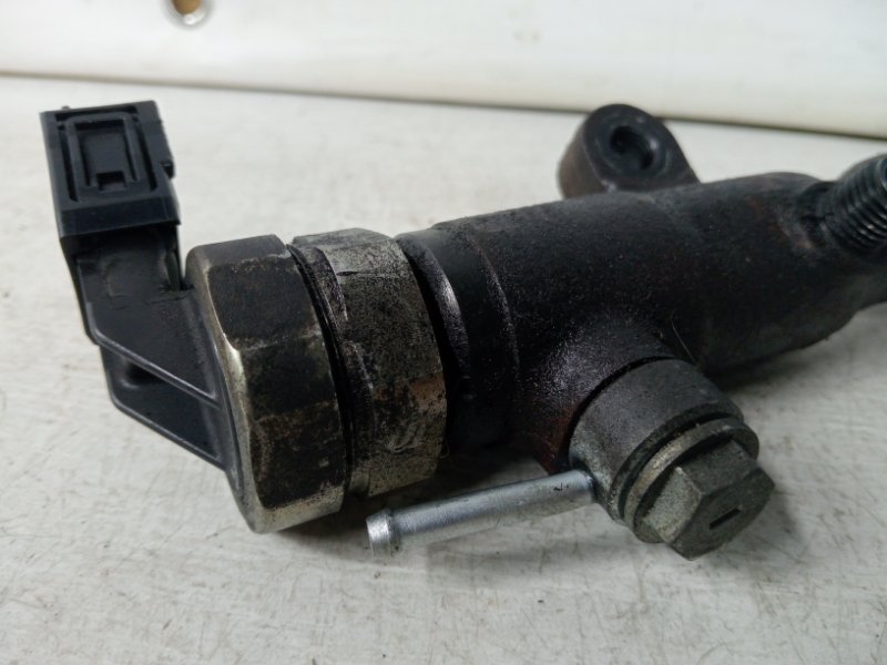 Топливная рампа RAV 4 2012-2018 A40 2.2 diesel 2ADFTV
