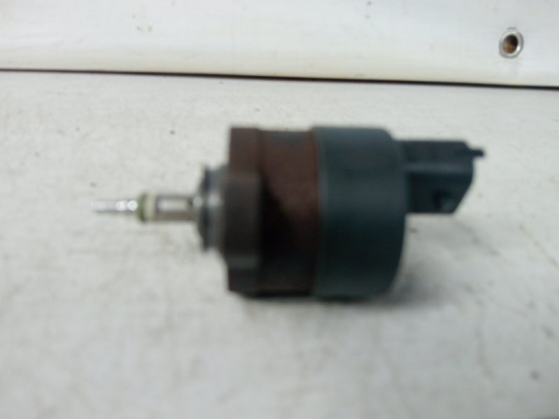 Датчик давления топлива в рейке Hyundai Tucson 2004-2009 JM 2.0 diesel D4EA 3140227010 Б/У