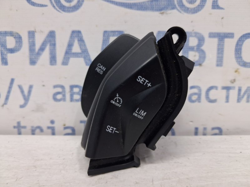 Кнопки руля Ford Kuga 2013-2019 CBS 2.0 diesel AM5T9E740AB Б/У