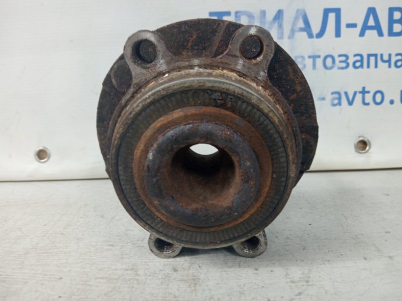 Ступица передняя Infiniti Q50 V37 2.2 diesel OM651