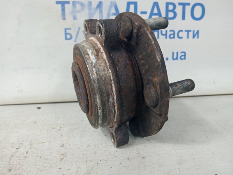 Ступица передняя Q50 2013- V37 2.2 diesel OM651