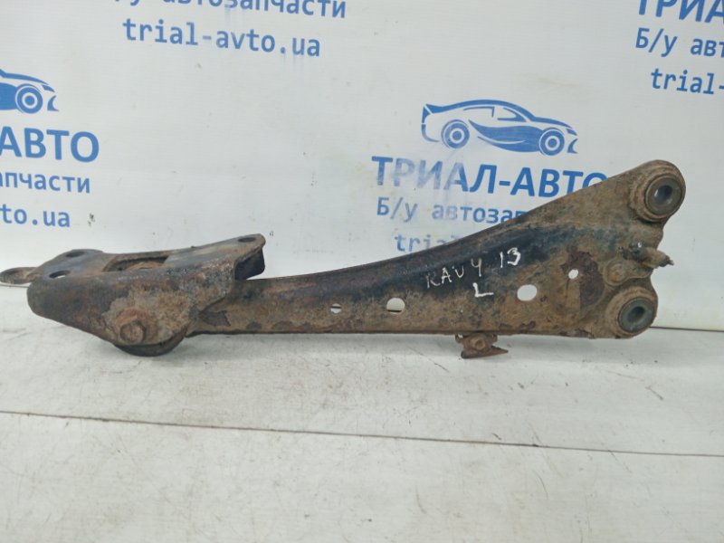 Рычаг задней подвески продольный левый Toyota RAV 4 2012-2018 A40 2.2 diesel 2ADFTV 4878042030 Б/У