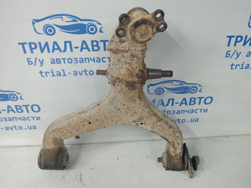 Рычаг передний нижний правый Kyron 2005-2015 DJ 2.7 D27DT
