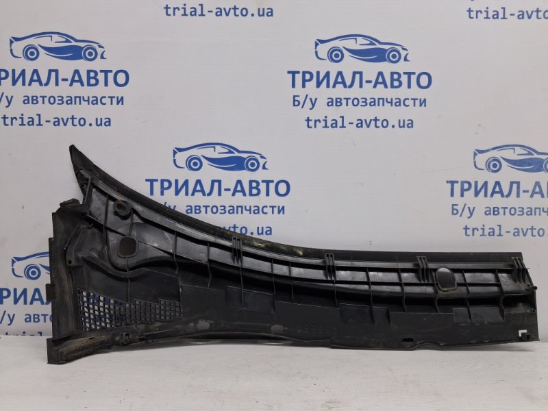 Дефлектор дворников левый 3 2003-2009 BK 1.6 бензин Z6