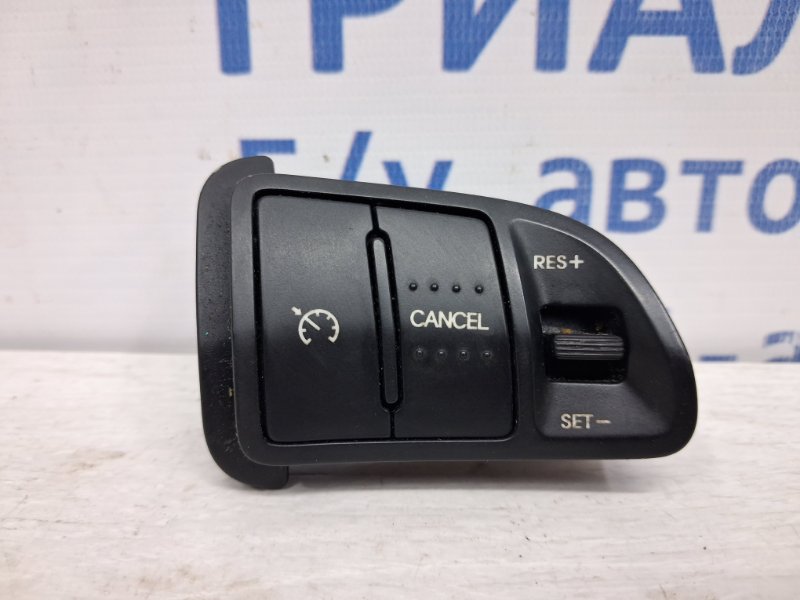 Кнопки руля Kia Sportage 2010-2016 SL 1.7 diesel D4FD 967003w350eq Б/У