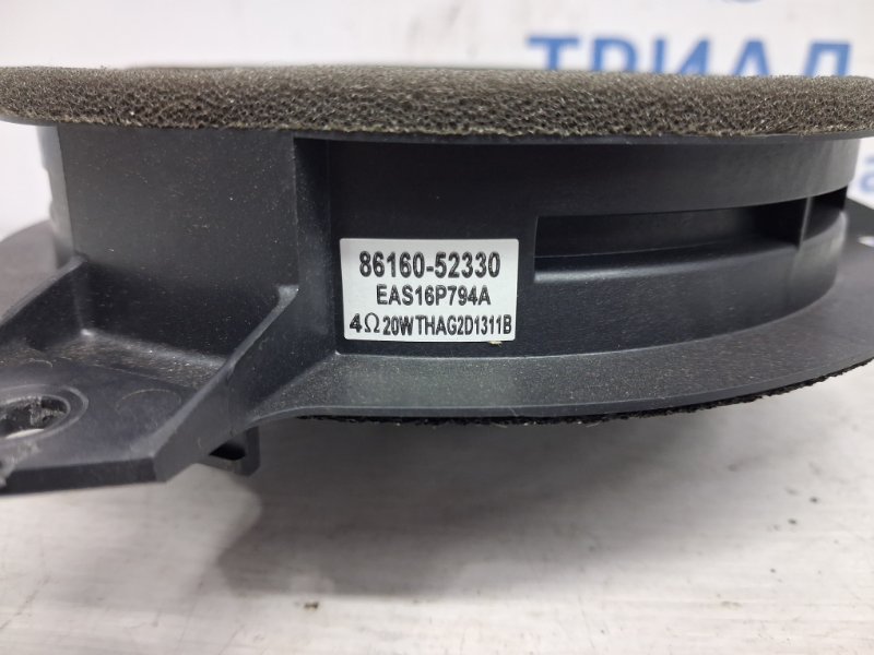 Динамик двери Toyota RAV 4 A40 2.2 diesel 2ADFTV