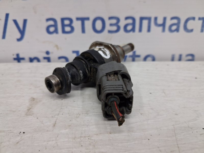 Форсунка топливная CX 7 2007-2012 ER 2.3 бензин 	L3VDT