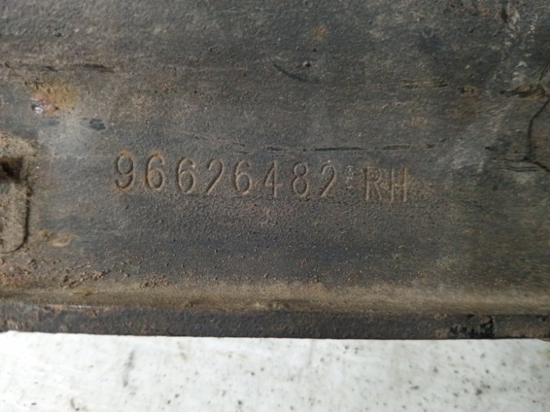 Рычаг задней подвески продольный правый Captiva 2006-2011 C100 2.4 бензин Z24SED