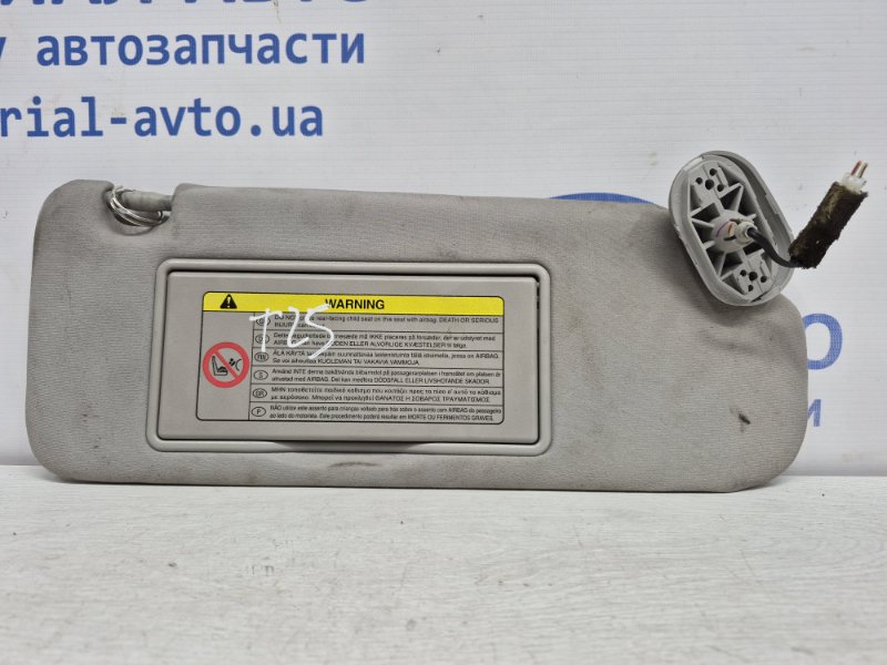 Козырек солнцезащитный правый Toyota Avensis 2002-2010 T25 1.8 бензин 1ZZFE 7431005171B0 Б/У