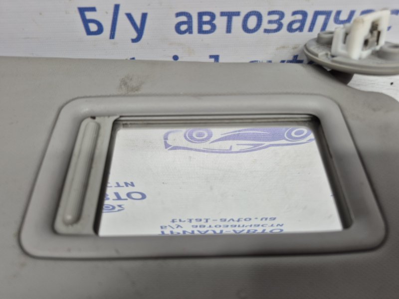 Козырек солнцезащитный правый Toyota RAV 4 A40 2.2 diesel 2ADFTV