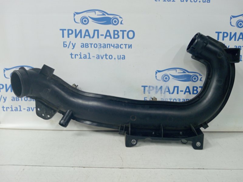 Патрубок воздушного резонатора Kuga 2013-2019 CBS 2.0 diesel